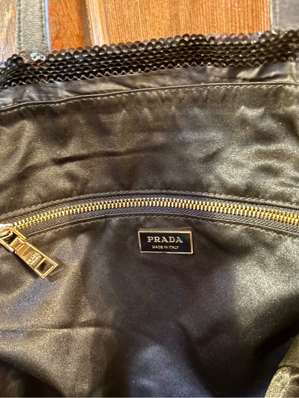 PRADA Sequin Tote Bag Nylon Black & Hot Pink with zip pocket inside - Picture 5 of 9